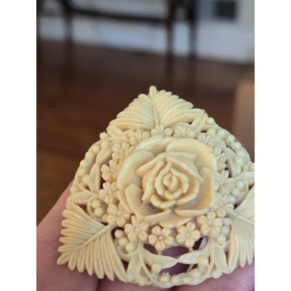 Celluloid Carved Flower Brooch Vintage Stunning!!